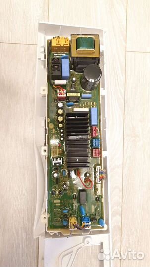 Материнская плата EAX64343304