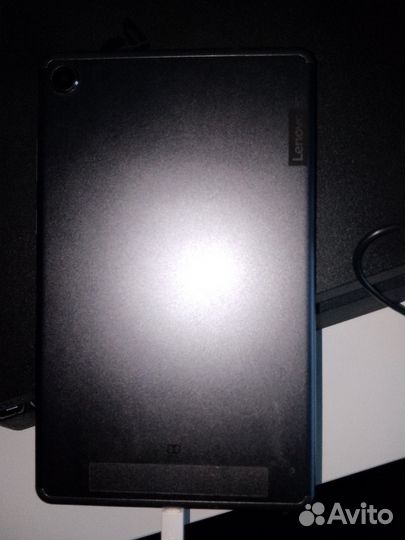 Планшет Lenovo tab m8