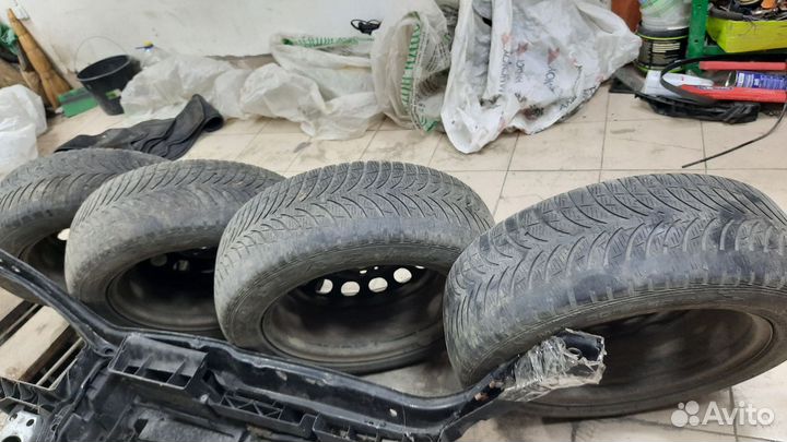 Колеса,диски штампованные r 16 Volkswagen