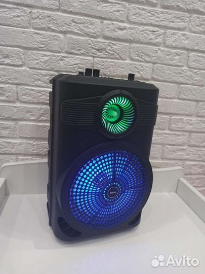 Беспроводная колонка с караоке Hoco BS46