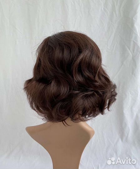 Парик новый каштановый короткий кудрявый с челкой