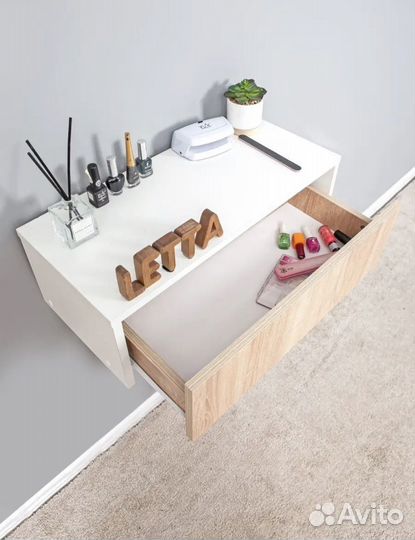 Туалетный столик подвесной