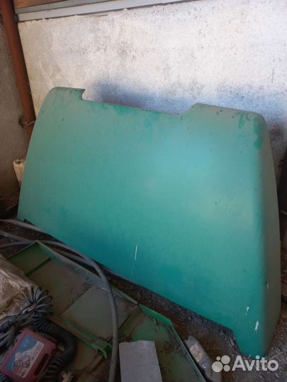 Спойлер кабины верхний 5490