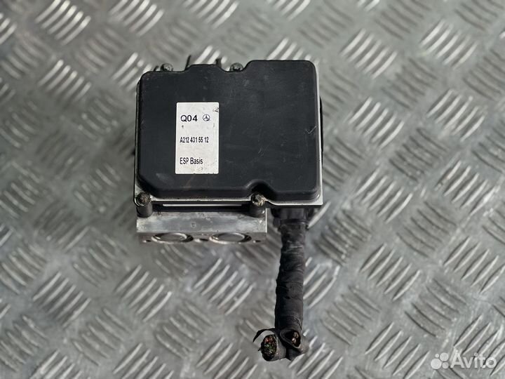 Блок ABS Mercedes E-Class W212