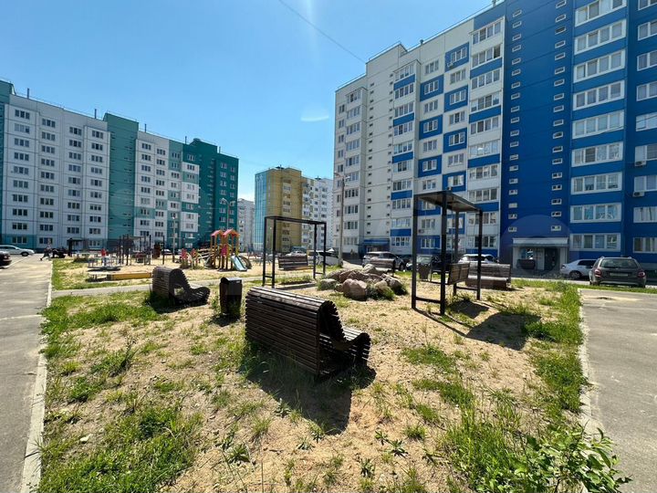 3-к. квартира, 80,4 м², 1/10 эт.