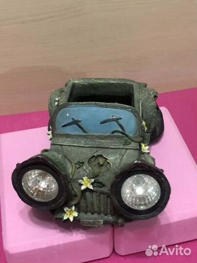 Фигурка садовая Машинка