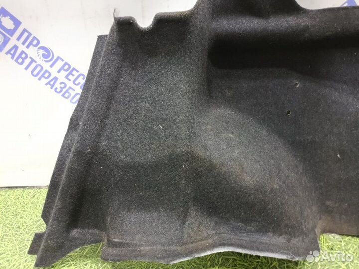 Обшивка багажника задняя правая Mazda 6 Gg седан