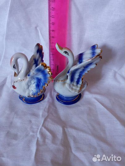 Статуэтка лебедь