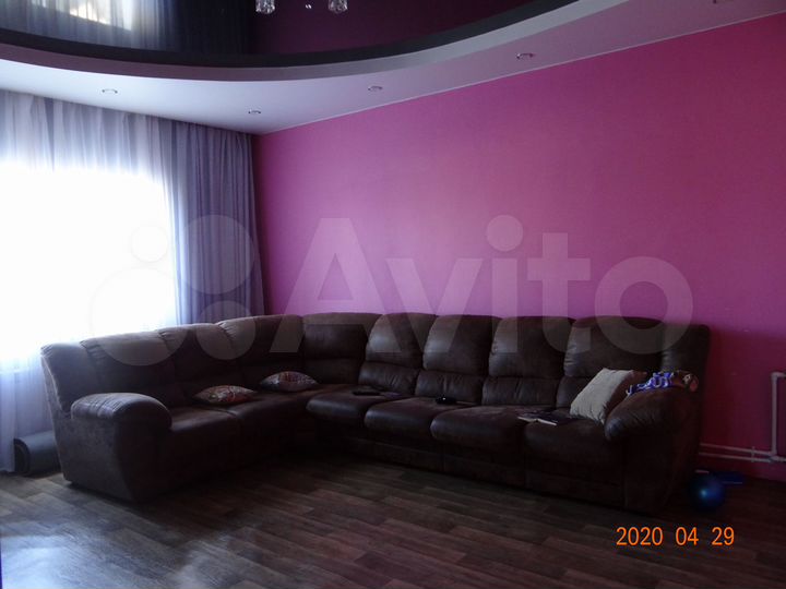 Дом 200 м² на участке 15 сот.