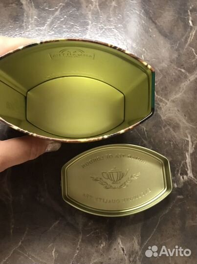 Железная баночка из под чая