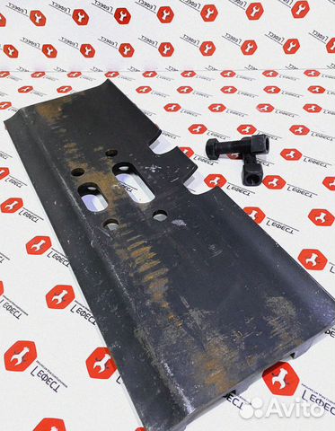 Башмак экскаватора CAT 238-8592