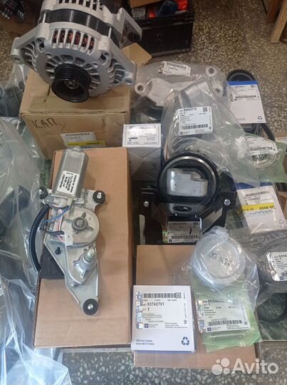 Опора заднего амортизатора левая Авео-4