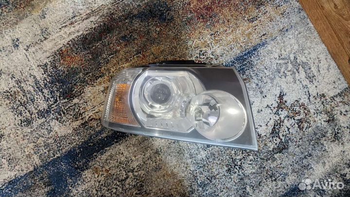 Фара правая ксенон на Land Rover Freelander 2