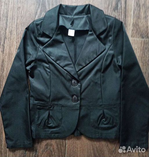 Пиджак для девочки 134
