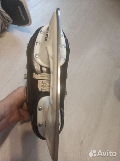 Хоккейные коньки bauer supreme pro 35р
