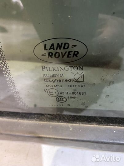 Range Rover Sport 1 заднее правое стекло