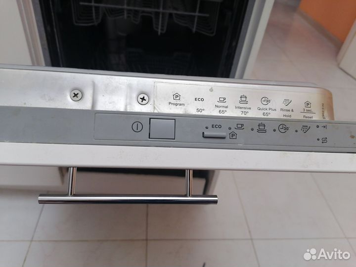 Посудомоечная машина Electrolux
