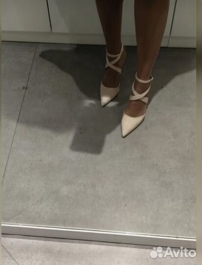 Туфли с открытой пяткой 38