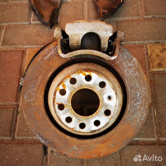 Тормоза задние Passat B6 R36 310х22