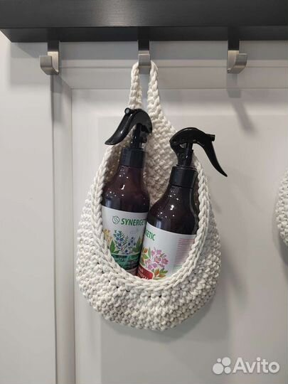 Корзина-капля подвесная вязаная