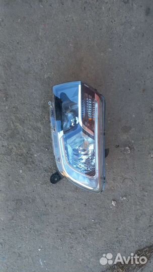 Фара левая на renault logan 2