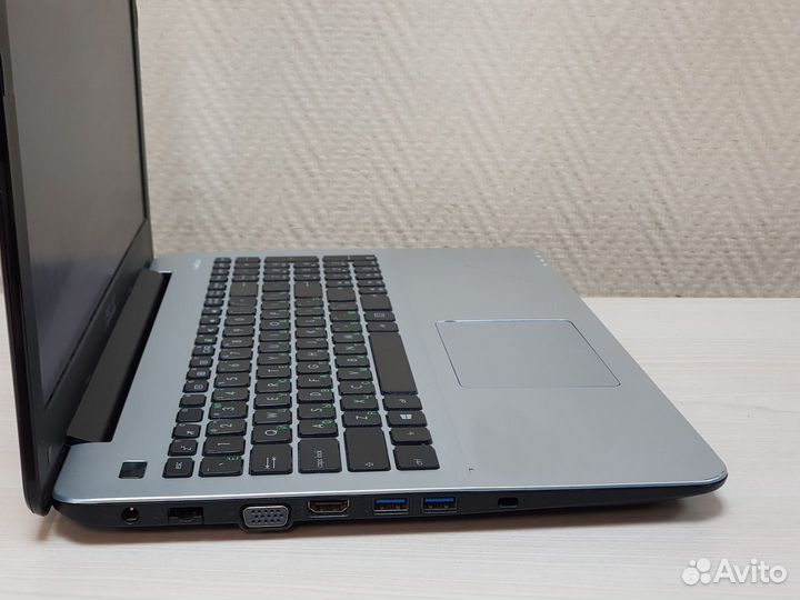 Ноутбук Asus на Core i5 5200U с Видеокартой 2Гб