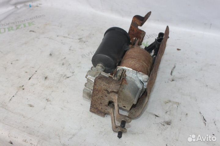 Компрессор пневмоподвески Mercedes V-Class W638