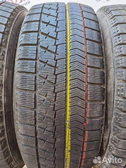 Bridgestone Blizzak VRX 205/55 R17 101V