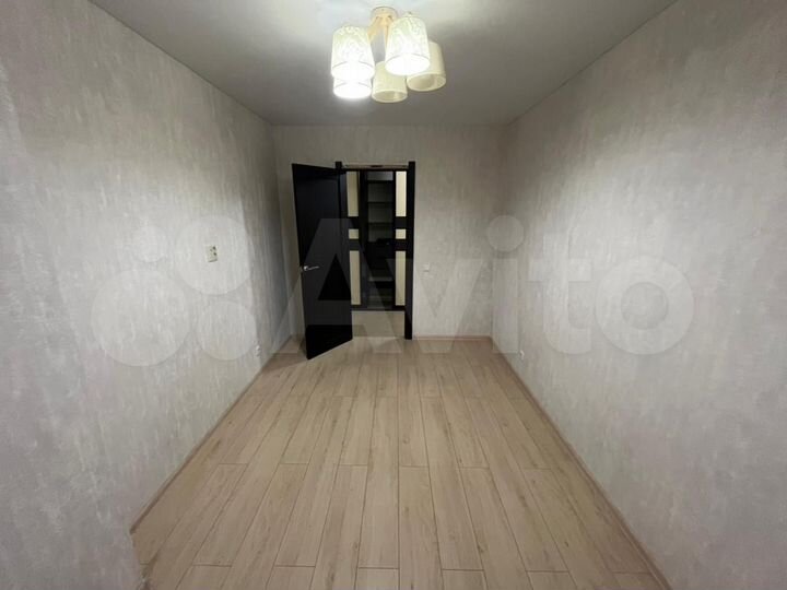 2-к. квартира, 50 м², 6/10 эт.