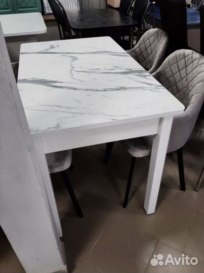 Стол раздвижной. В наличии