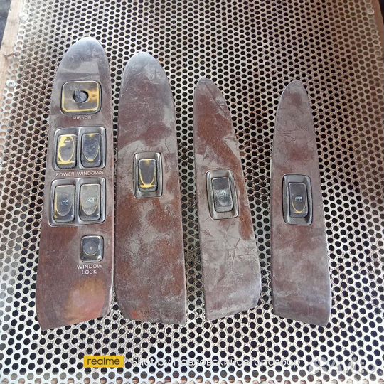 Кнопка стеклоподъемника Mitsubishi Sigma F17A