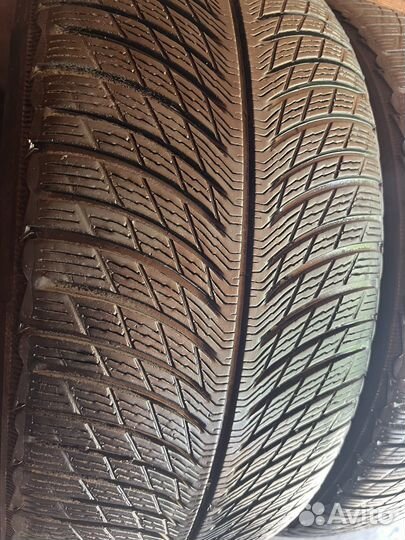 Michelin Pilot Alpin 5 SUV 275/45 R21 и 315/40 R21 115V