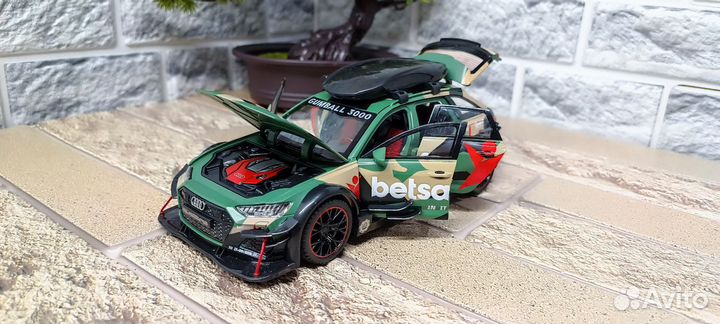 Машинка металлическая коллекционная