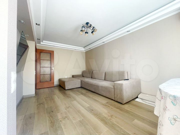 3-к. квартира, 68 м², 2/5 эт.