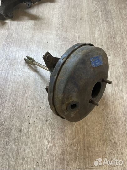 Вакуумный усилитель VW Golf 2 Jetta 2