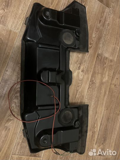 Штатный сабвуфер BMW 5 e39 седан