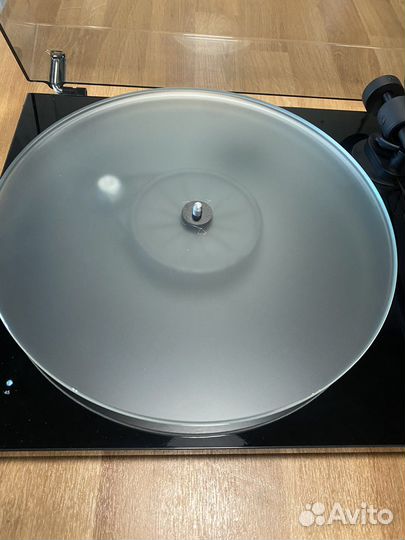 Проигрыватель винила Pro Ject T1 Phono SB