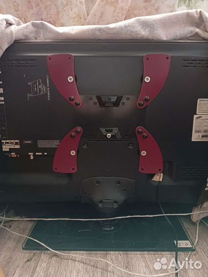 Кронштейн для телевизора всесторонний