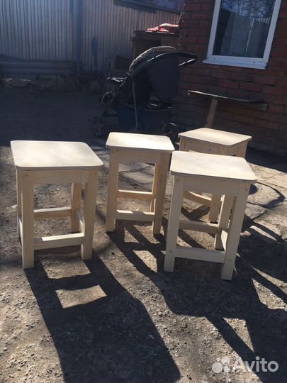 Табурет деревенский