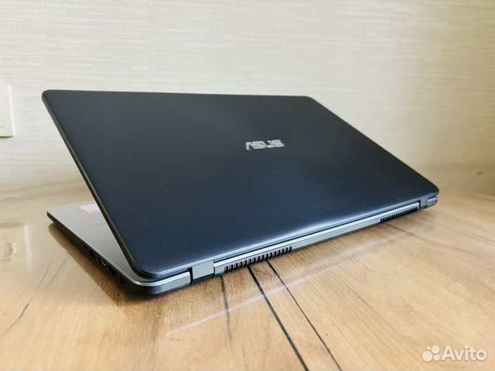 Ультрабук asus vivobook/ 17 дюймов\сумка