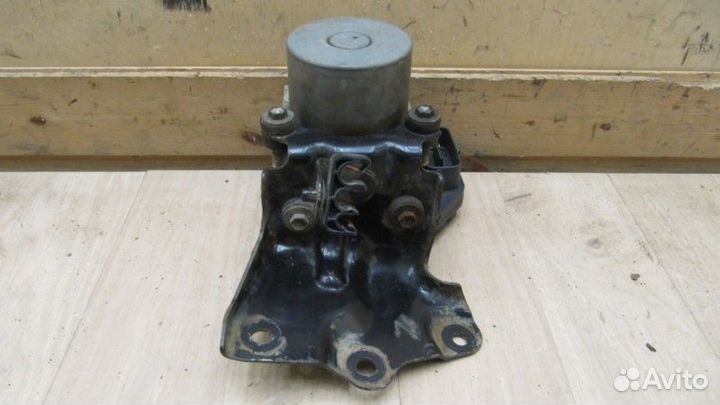 Блок Abs (насос) Toyota Rav 4 2006-2013