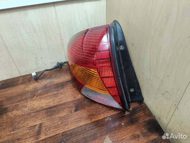 Фонарь задний левый Kia Rio 1 хетчбек
