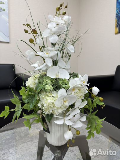 Композиция из искусственных цветов букет