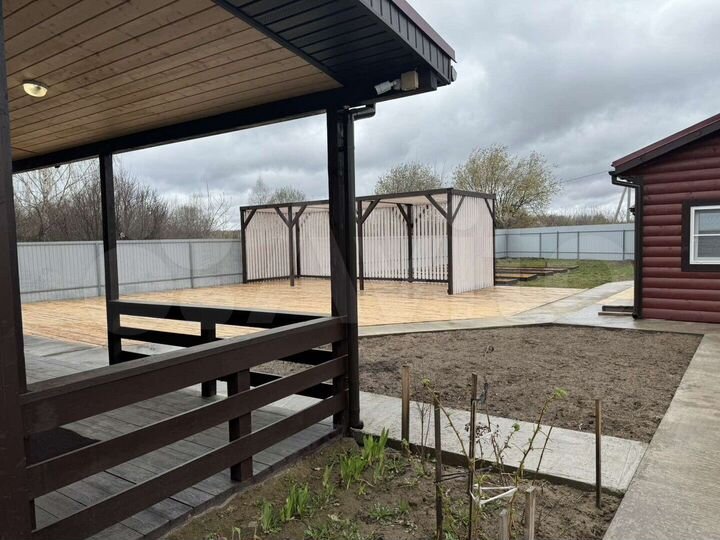 Дом 184,5 м² на участке 11,9 сот.