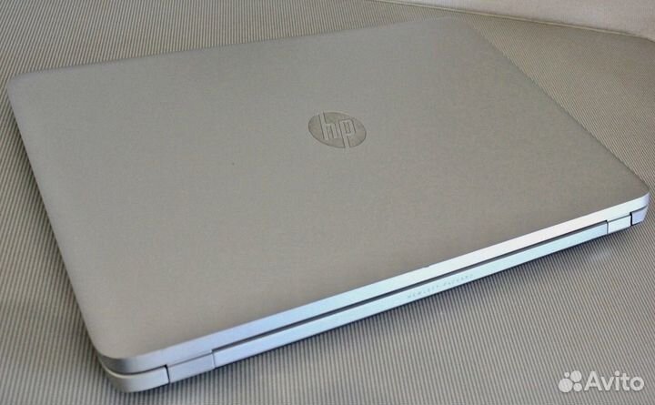 Большой HP envy 17,3-FHD/Core-i5/RAM 8/1,5 Тb