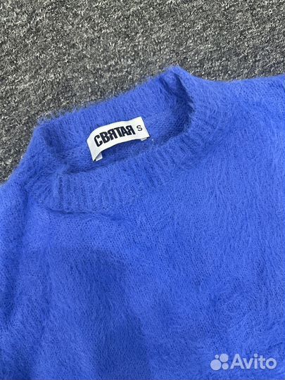 Свитер женский