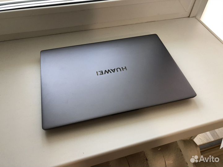 Huawei Matebook D16