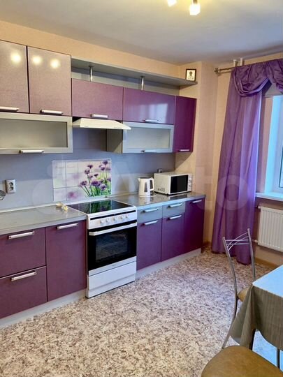 2-к. квартира, 60 м², 4/12 эт.