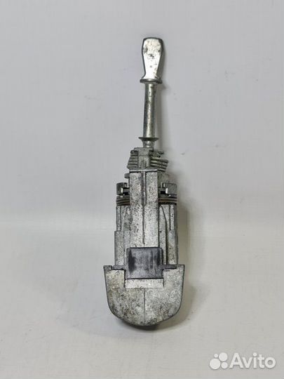 Личинка замка Volkswagen Touareg 2002-2009