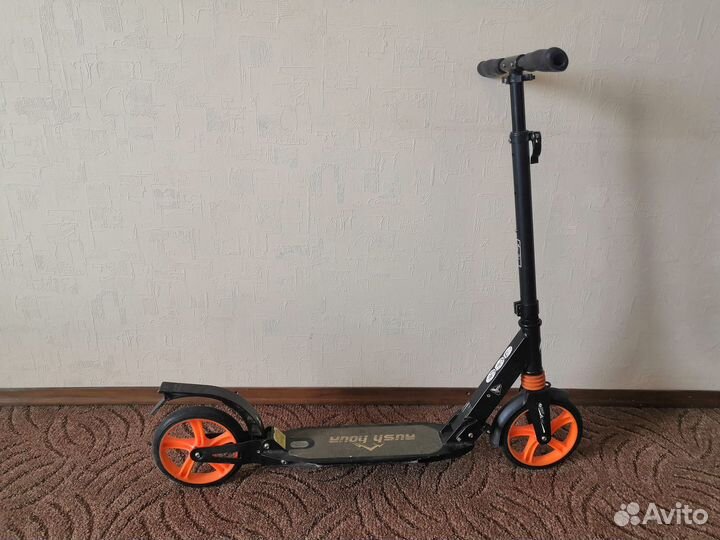 Самокат Rush Hour до 120 кг + второй в подарок